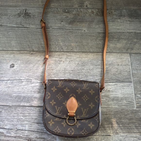 Louis Vuitton Handbags - AUTH Louis Vuitton Saint Cloud PM Crossbody LV Monogram Shoulder Bag